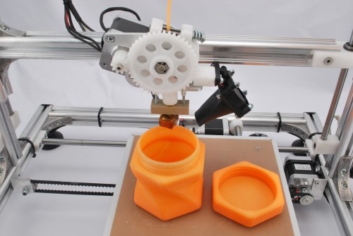 http://store.open-electronics.org/image/cache/data/3D/3DPrinter6-500x500.jpg