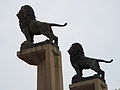 Leones del Puente de Piedra.JPG