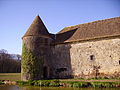 Château de la Vallée (Cher) - communs4.jpg