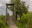 Nationaal Park Weerribben-Wieden. Wandeling over het Laarzenpad door veenmoeras van De Wieden 04.jpg