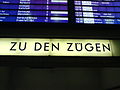"Zu den Zügen" (Deutsche Bundesbahn) - WÜ Hbf.JPG