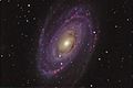 Messier 81 (17121566608).jpg