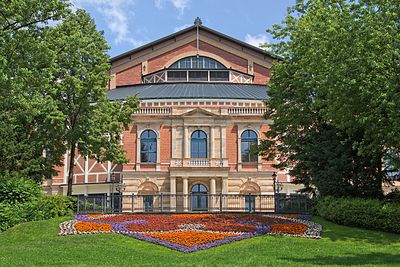 Festspielhaus Bayreuth 2016.jpg
