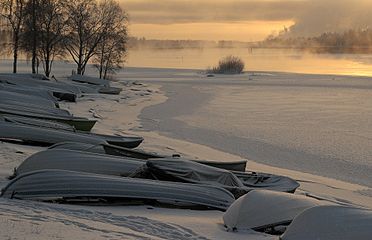 Boats Tuira Oulu 20140119.JPG