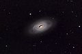Messier 64 (17121566648).jpg